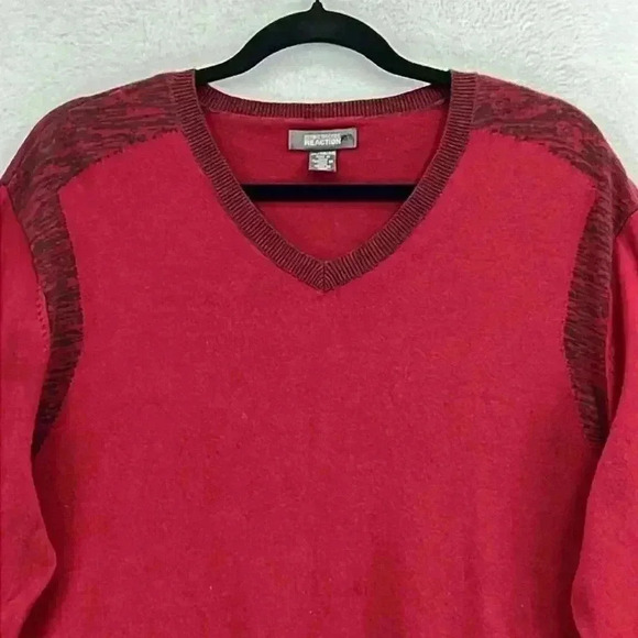 Kenneth Cole Reaction Men’s Pullover Sweater Sz XL Red & Navy V-Neck 100% Cotton - Picture 3 of 10